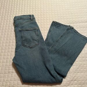 Peter Millar Women's Flare Jeans in Denim Blue